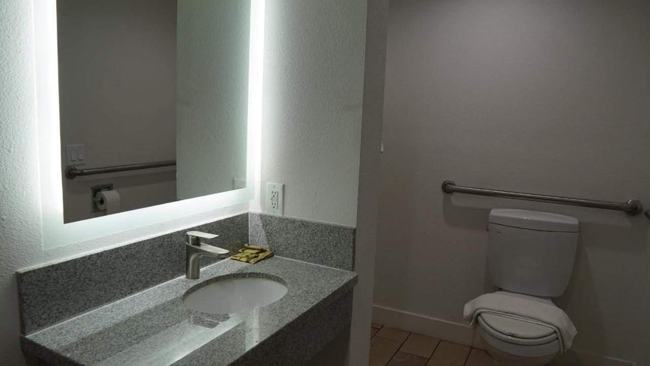 Sea Breeze Inn - Lax Airport, Los Angeles Inglewood Bagian luar foto